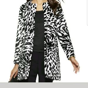 Michael kors black & white faux fur Jacket plus 2X